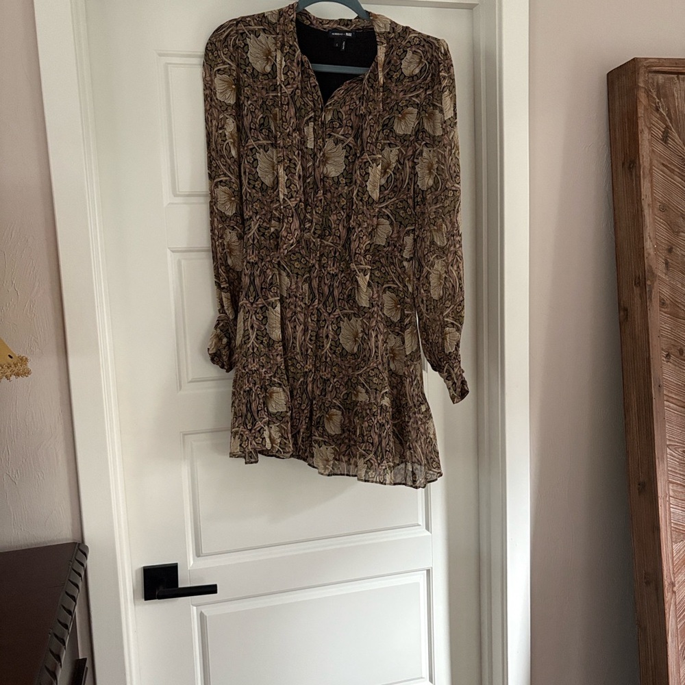 PAIGE x Morris and Co floral dress